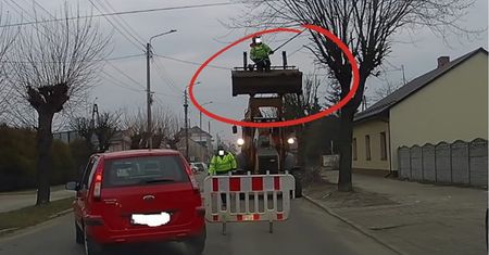 Potrzeba matką wynalazku? Zdjęcie ze Skarżyska-Kamiennej wywołało emocje