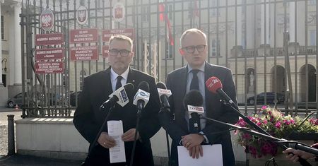 Warszawa. "Celem Rafała Trzaskowskiego jest eliminacja religii z życia publicznego"