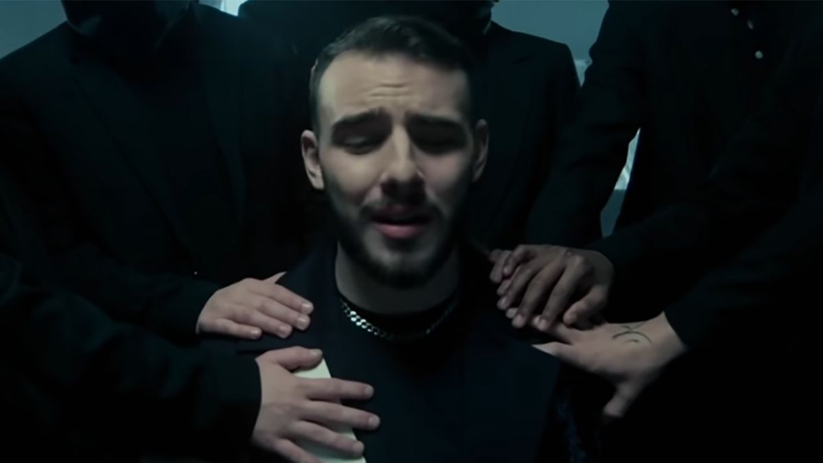 Krystian Ochman zaprezentował teledysk do utworu "River"