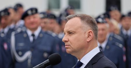 Polska wysłała Ukrainie broń i sprzęt warte prawie 2 mld dol. Prezydent: oczekujemy uzupełnienia braków