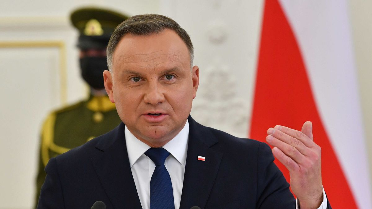 Andrzej Duda podpisał nowelizację ustawy, która uszczelnia zakaz handlu w niedziele