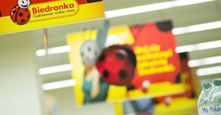 Biedronka wychodzi naprzeciw potrzebom klientów. W sklepach powstaną toalety