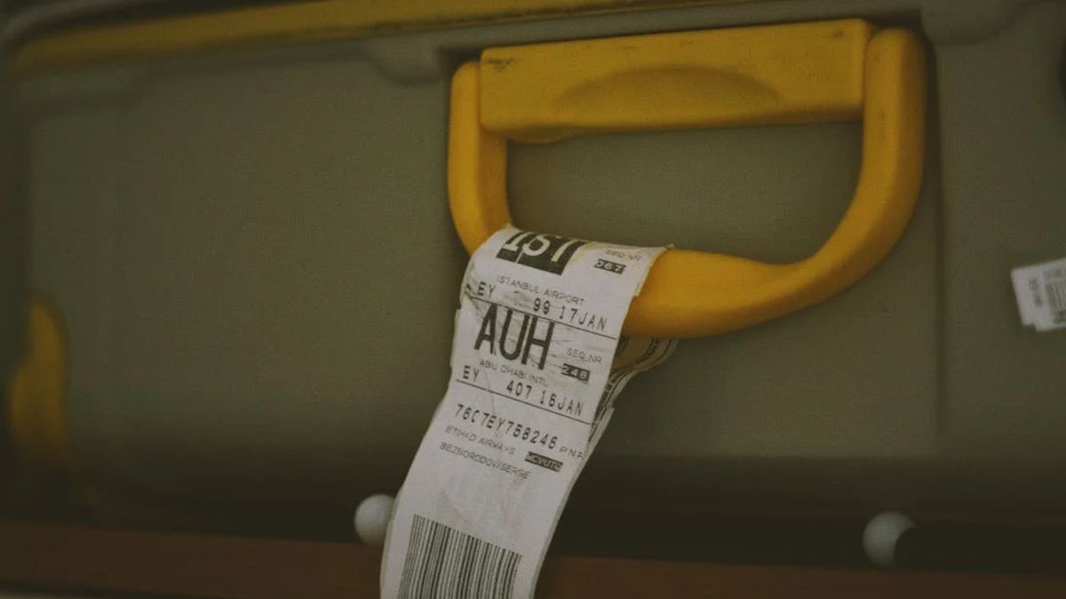 Twój bagaż na taśmie jako pierwszy.