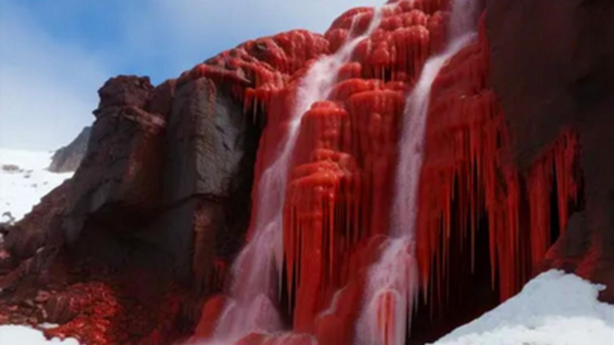 Krwawy wodospad na Antarktydzie