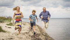 „Całe szczęście” nowym filmem TVN i Next Film. Roma Gąsiorowska i Piotr Adamczyk w głównych rolach