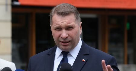 Czarnek starł się z dziennikarką. Wszystko poszło na żywo