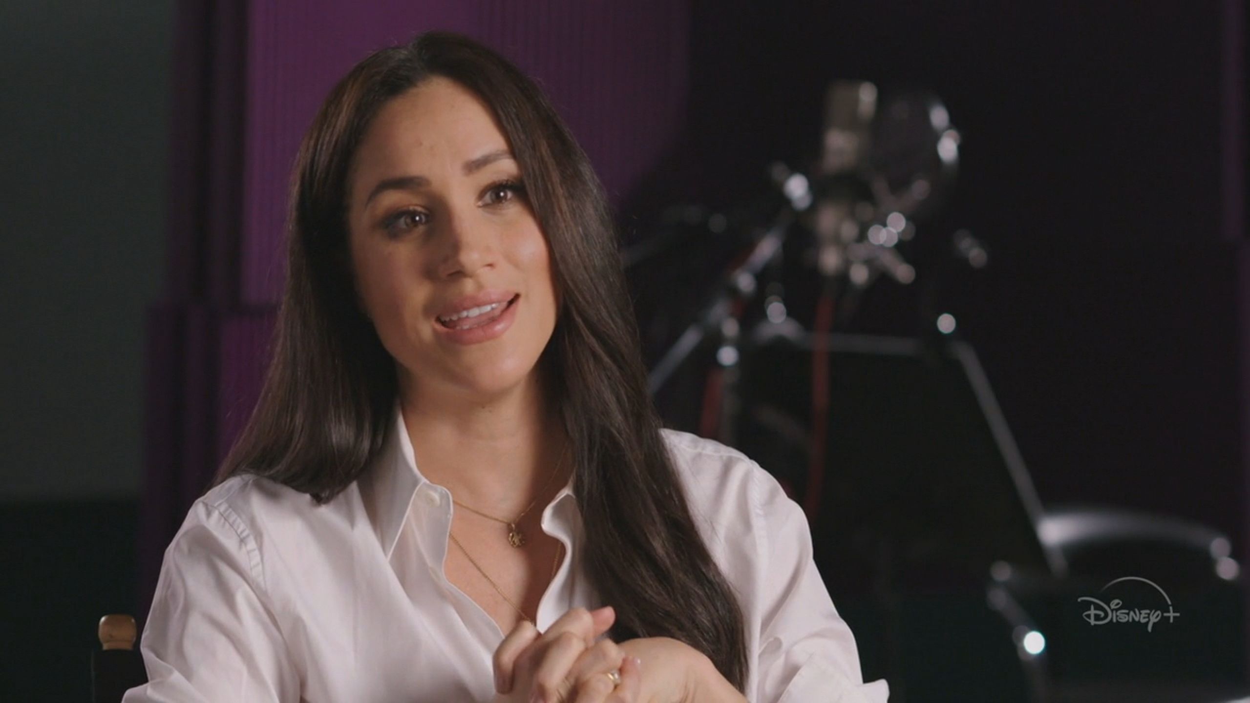 Meghan Markle planuje imprezę z okazji 40. urodzin! "Harry zamówił ciasto z LOKALNEJ CUKIERNI"