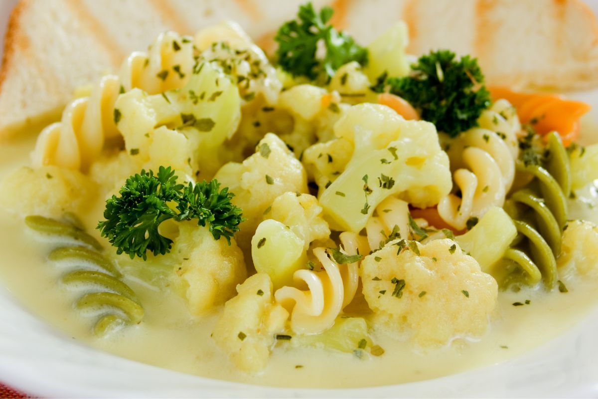 Dodaję do zupy kalafiorowej. Jest smaczniejsza i bardziej gęsta niż tradycyjna