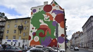 Filmowy mural "Piegi" w centrum Wałbrzycha gotowy. Kolejny jesienią