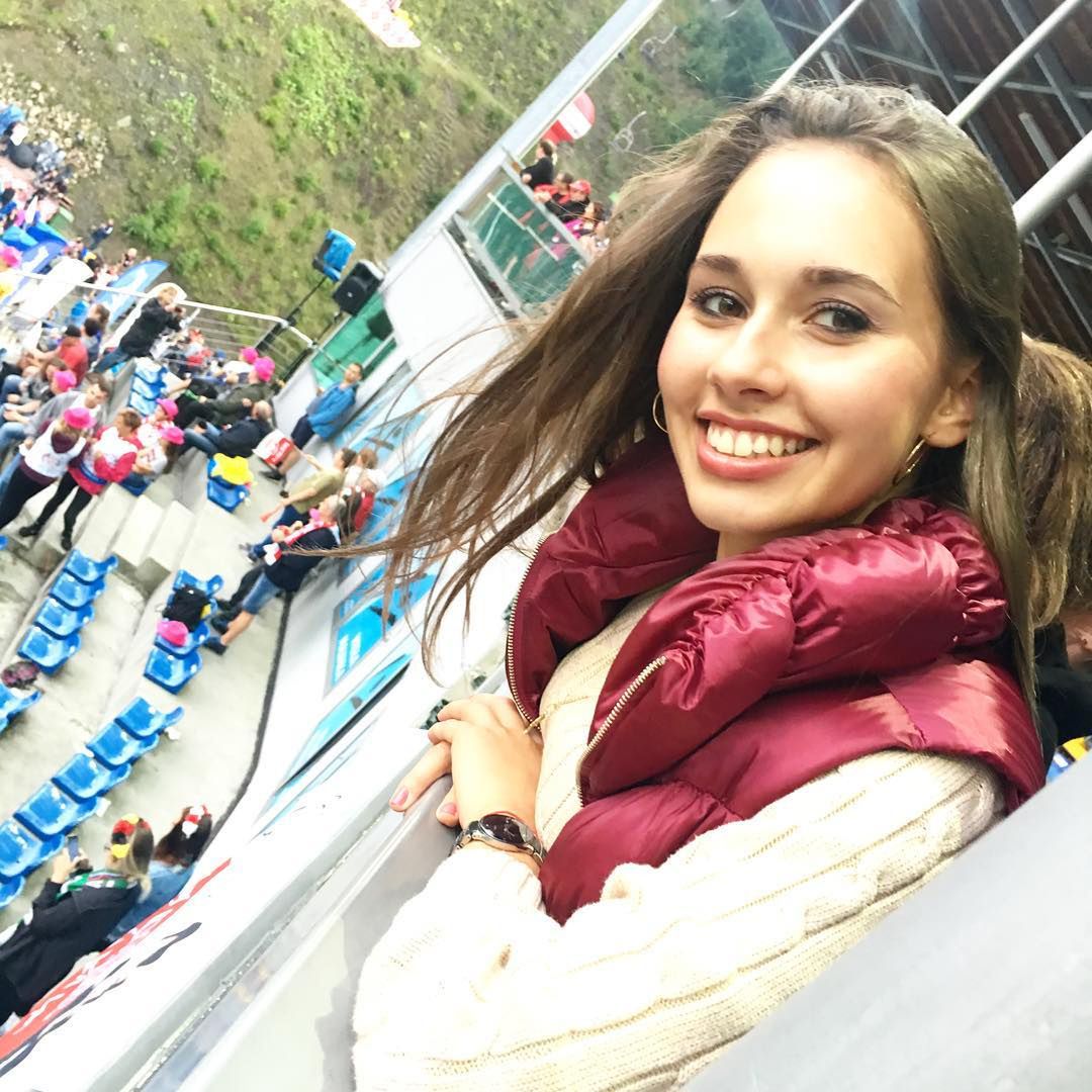 Marcelina Ziętek w roli kibica
