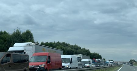 Mysłowice: Pięć samochodów zderzyło się na autostradzie A4. Są utrudnienia, policja apeluje do kierowców