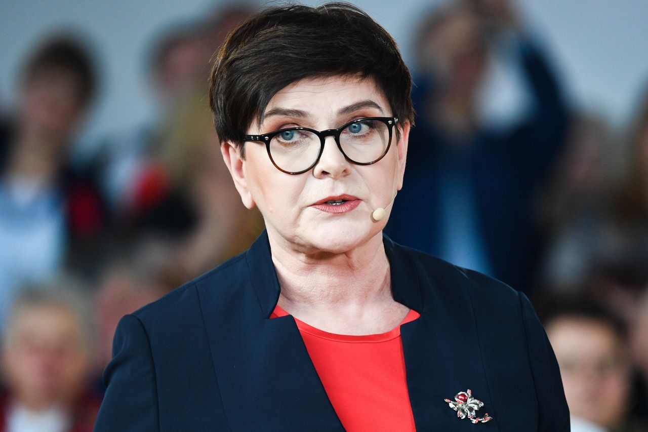 Gorzkie słowa Szydło. "Syte kocury muszą się obudzić"