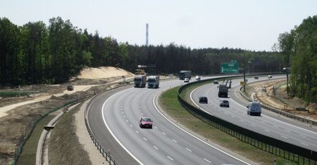 Kluczowa dla stolicy inwestycja opóźniona. GDDKiA wyrzuciła z placu budowy firmy, które nie płaciły klientom