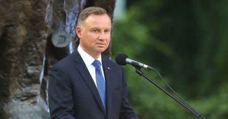 Rodzina ambasadora Afganistanu już w Polsce. "Osobiste życzenie prezydenta"
