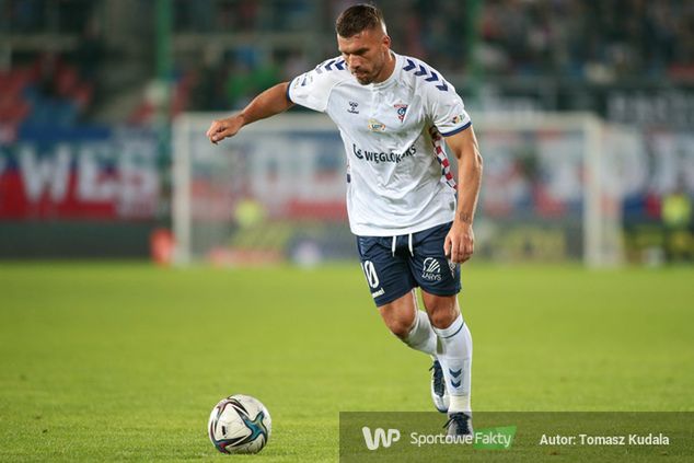 Na lewej flance Janża dobrze współpracuje z Podolskim (na zdjęciu)