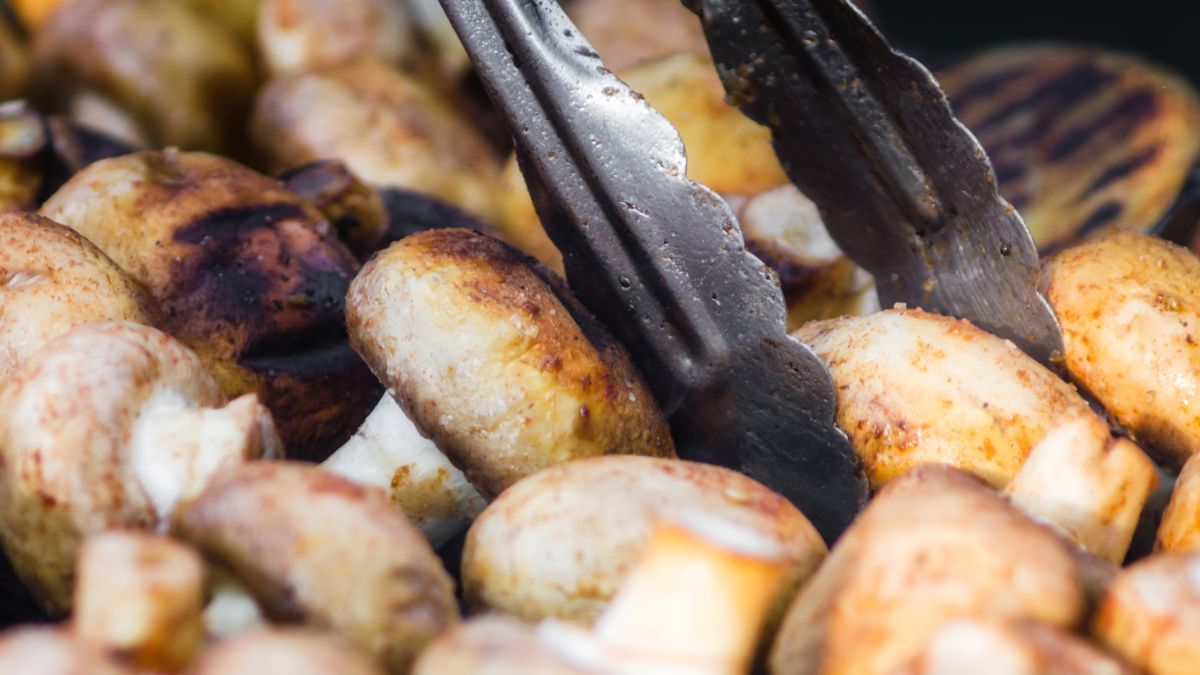 Pieczarki z grilla. Nikt się im nie oprze!
