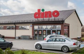 Spójrzcie na 39. stronę gazetki. "Przy zakupie 4" w Dino