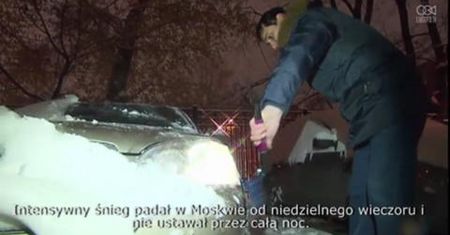 Intensywne opady śniegu w Moskwie; pogoda nie poprawia się już drugi dzień