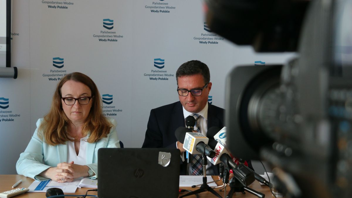 Przedstawiciele Wód Polskich tłumaczyli: jesteśmy regulatorem, nie my ustalamy stawki.