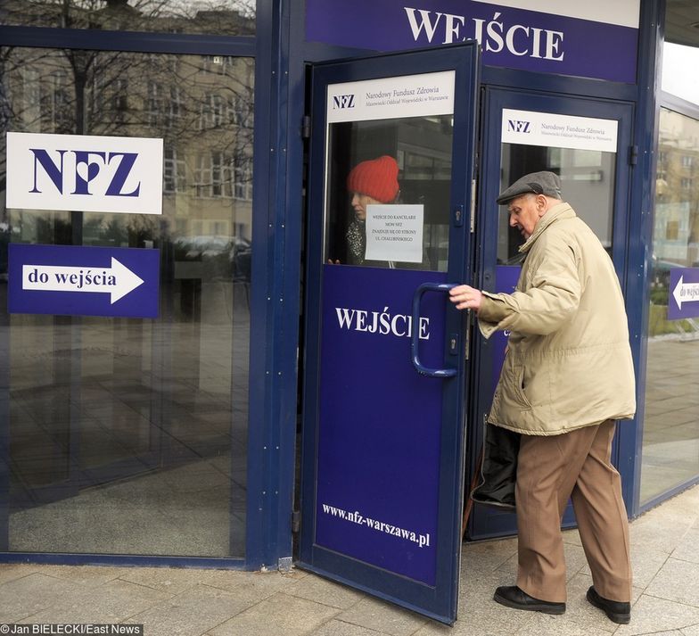 Klinika zarzuca ówczesnym władzom Mazowieckiego Oddziału Narodowego Funduszu Zdrowia dyskryminację.