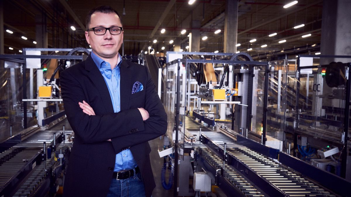 Wiceprezes Jacek Kujawa jest odpowiedzialny w LPP za logistykę i IT.