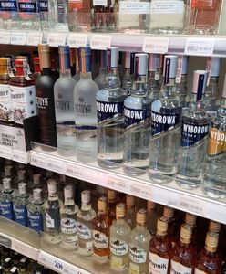 Nocna sprzedaż alkoholu w stolicy pod znakiem zapytania. Oni zdecydują