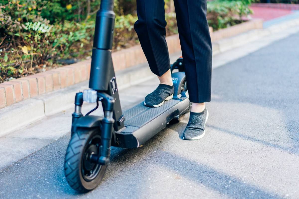 Kęty: Pijany 45-latek jechał hulajnogą elektryczną. Wpadł na patrol drogówki