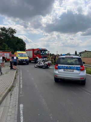 52-letni motocyklista trafił do szpitala po wypadku w Machcinie. Droga z Płocka całkowicie zablokowana!