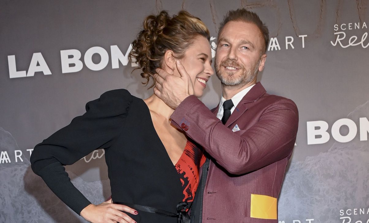 scena z: Maria Wieczorek, Krystian Wieczorek, SK:, , fot. Niemiec/AKPAlistopad 2021, Premiera spektaklu LA BOMBE, Maria Wieczorek, Krystian Wieczorek