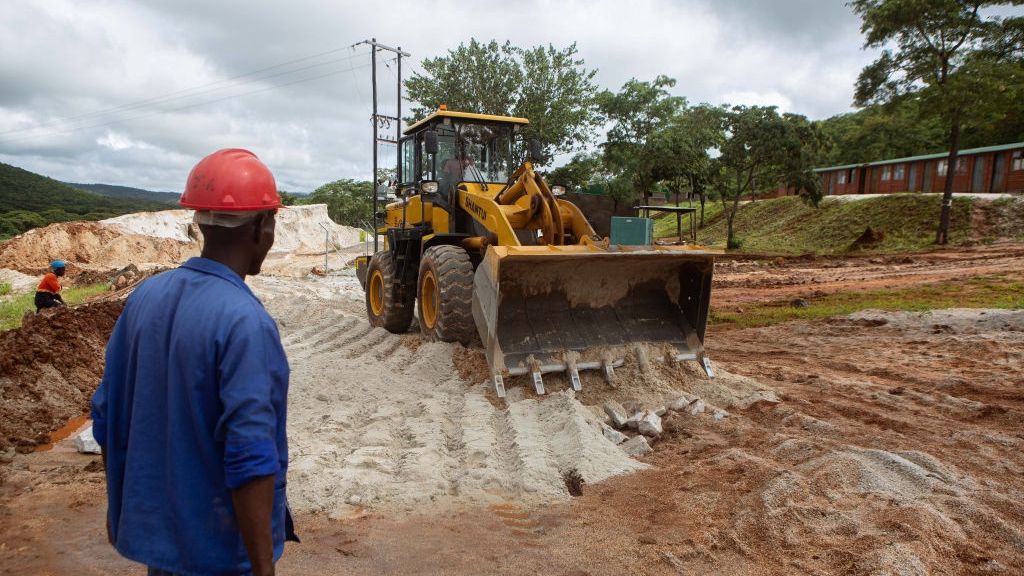 Kopalnia litu w Zimbabwe. Także w tym kraju Chińczycy inwestują w wydobycie surowca
