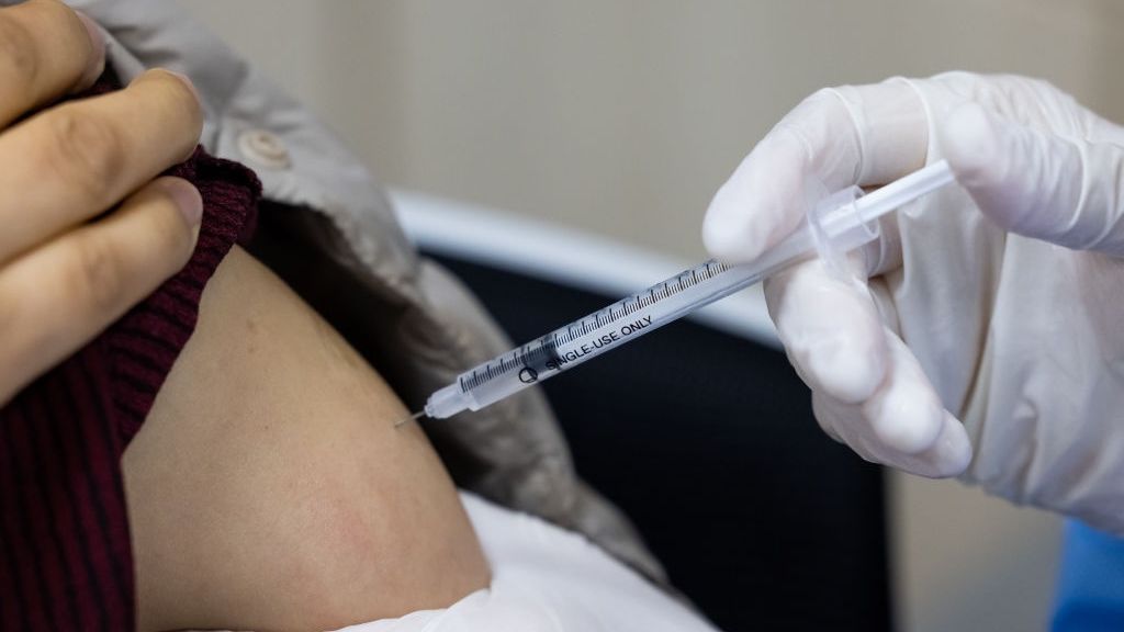 Kolejny rocznik może się rejestrować na szczepienie przeciw COVID-19