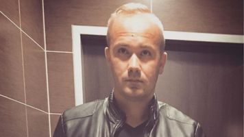 Twórcy i fani "ŚOPW" żegnają Adriana Szymaniaka. Poruszający wpis na oficjalnym profilu programu