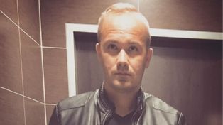Twórcy i fani "ŚOPW" żegnają Adriana Szymaniaka. Poruszający wpis na oficjalnym profilu programu