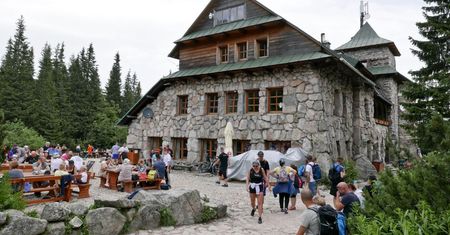 Spędziła noc w Murowańcu. "Taka przyjemność kosztuje 1100 zł"