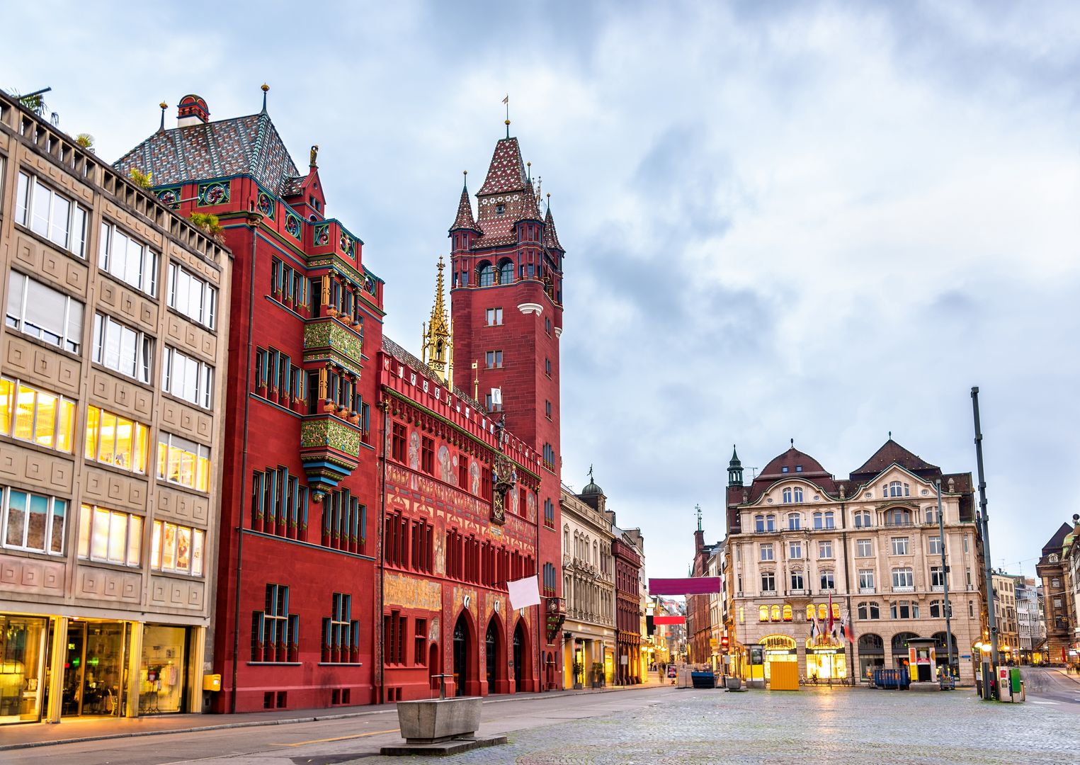 Ratusz przy głównym rynku miasta