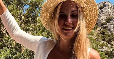 Piękna polska siatkarka w skąpym bikini.  Martyna Grajber na basenie