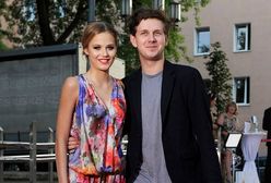 Katarzyna Sawczuk i Antoni Królikowski na premierze serialu "Skazane". Nie kryją swojego uczucia!