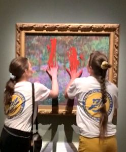 Oblały farbą dzieło Moneta w Szwecji. Coś jednak poszło nie tak