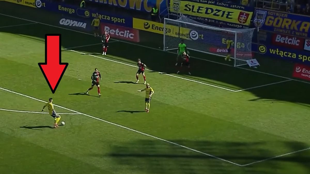 YouTube / Screen / TVP Sport / Na zdjęciu: Marc Navarro strzelił cudownego gola w meczu z GKS-em Tychy