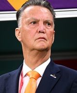 Nowa praca Louisa van Gaala. Ma wyciągnąć klub z kryzysu