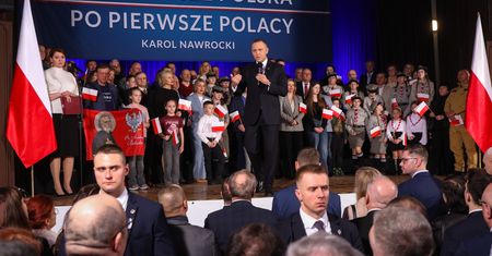 Nawrocki apeluje do Czarzastego. "15 zamrożonych projektów ustaw"