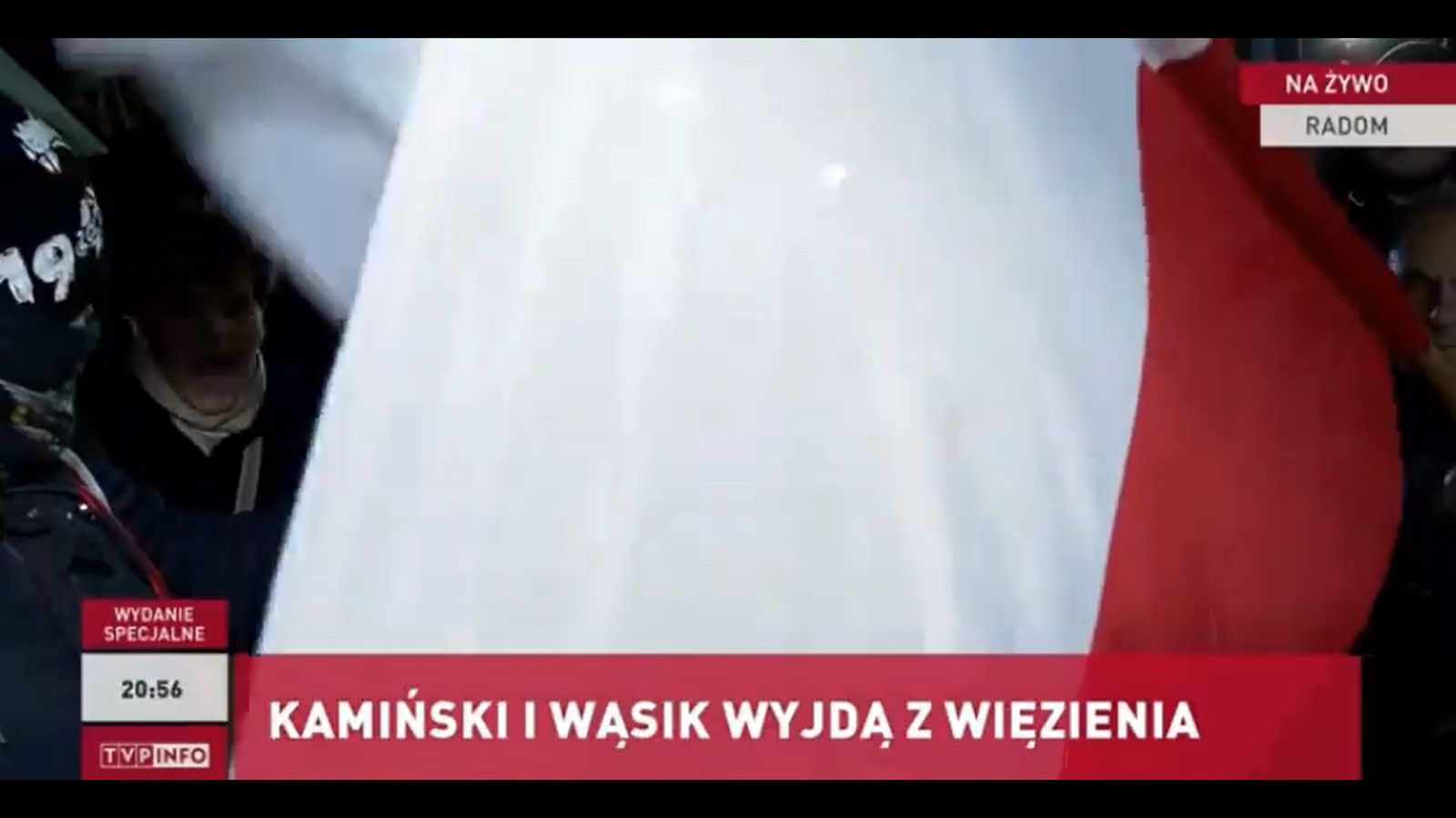 Sceny z materiału TVP Info