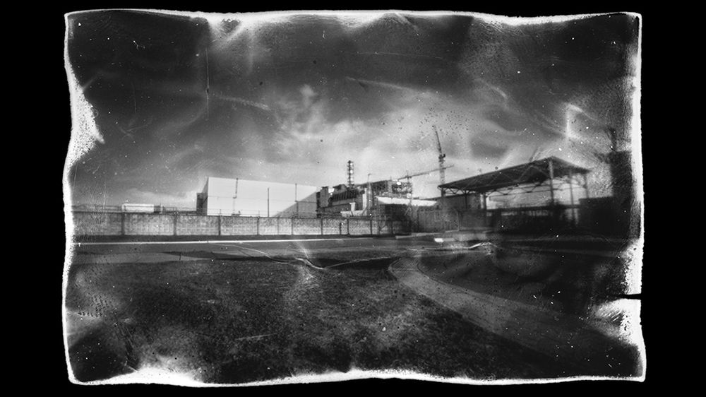 "Duchy Czarnobyla” widziane przez aparat otworkowy Grzegorza Sawy-Borysławskiego 1