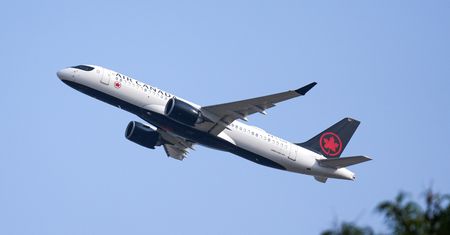 Air Canada zawiesza loty na JFK. Koszty paliwa zbyt wysokie