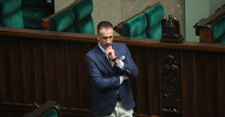 Janusz Kowalski z żądaniem. Posłowie PiS zaczęli wychodzić