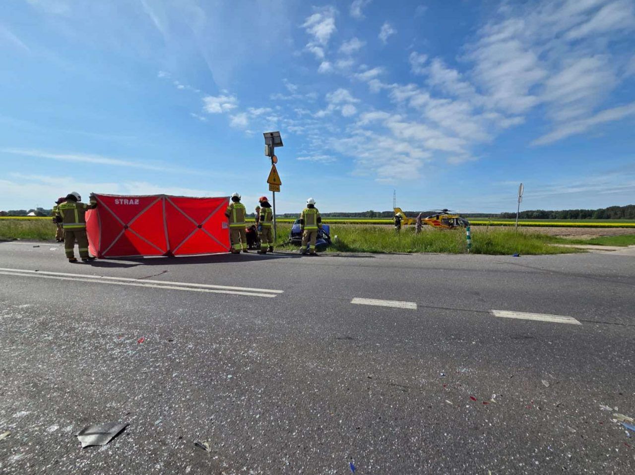 Wypadek z udziałem szkolnego autobusu w Wielkopolsce. Nie żyje jedna osoba