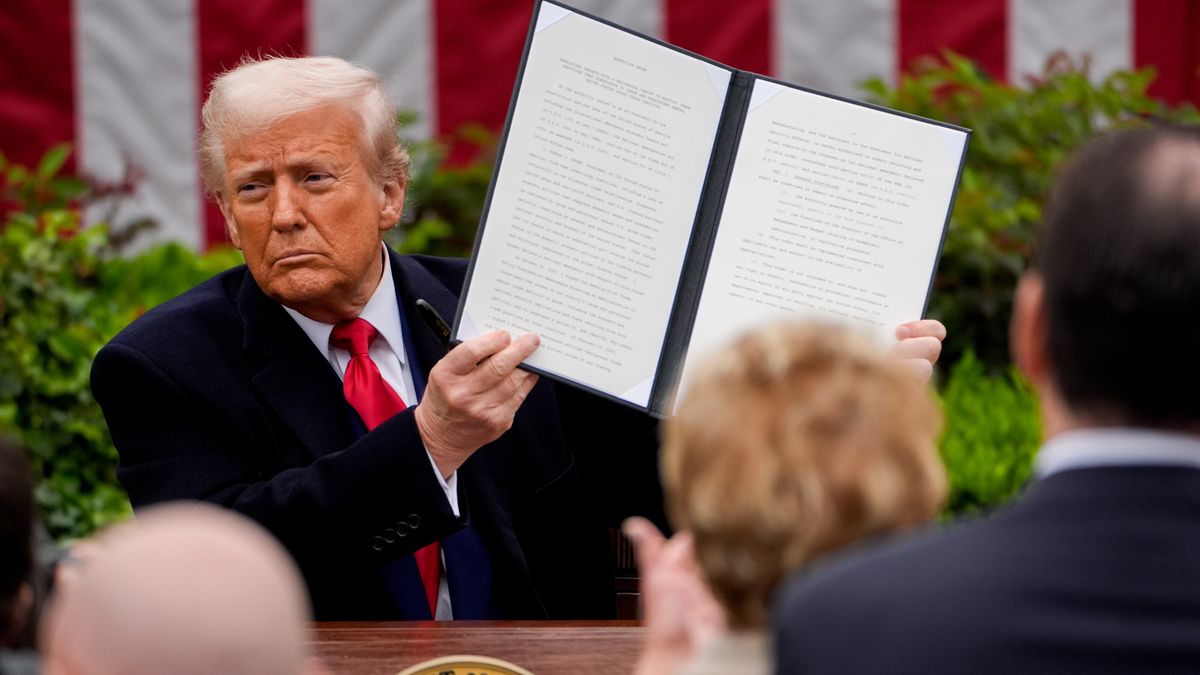 Donald Trump wprowadza cła