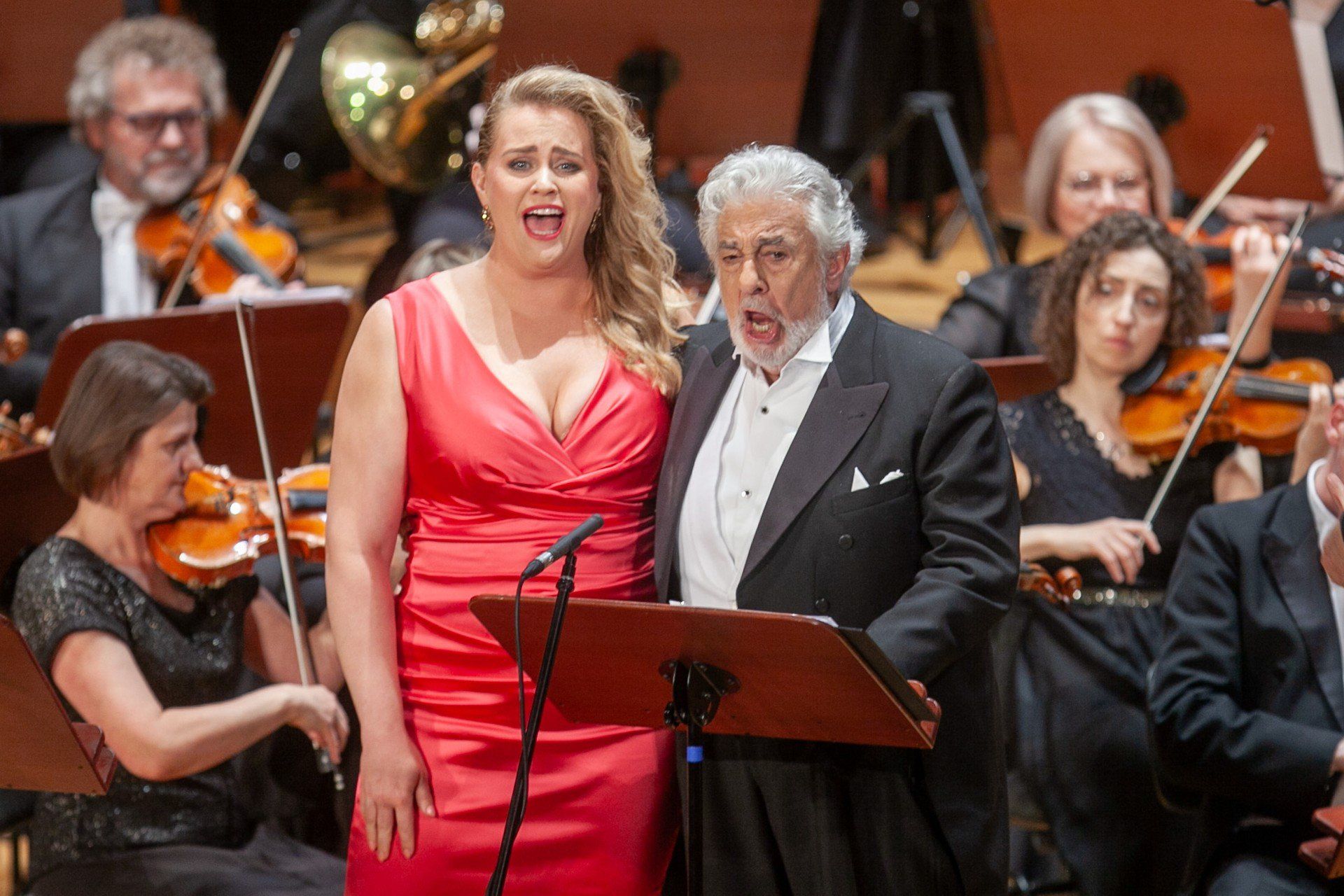 Placido Domingo, legenda światowej sceny operowej na scenie Filharmonii Podkarpackiej w Rzeszowie podczas 64. Muzycznego Festiwalu w Łańcucie.