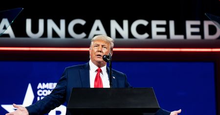 Sąd uchylił decyzję Trumpa. Kurs akcji chińskiego koncernu wystrzelił