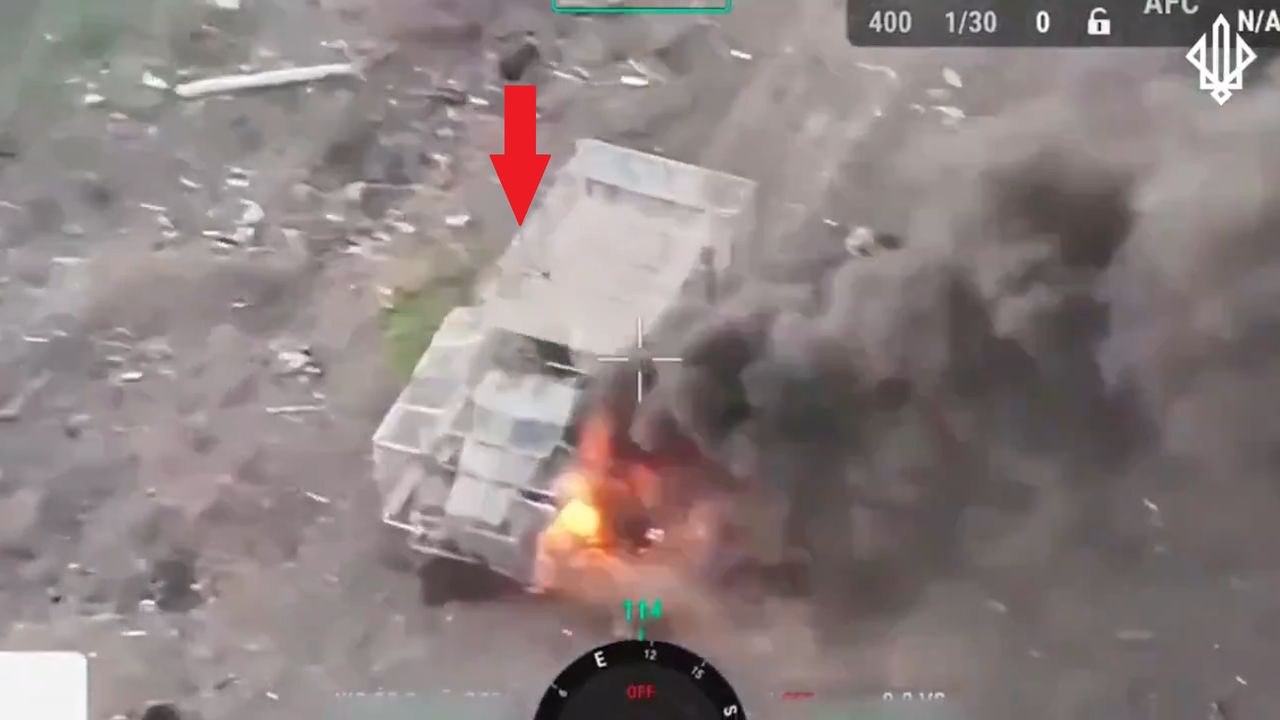 "Nowy" pojazd szturmowy Rosjan. Pokonała go zwykła mina i drony
